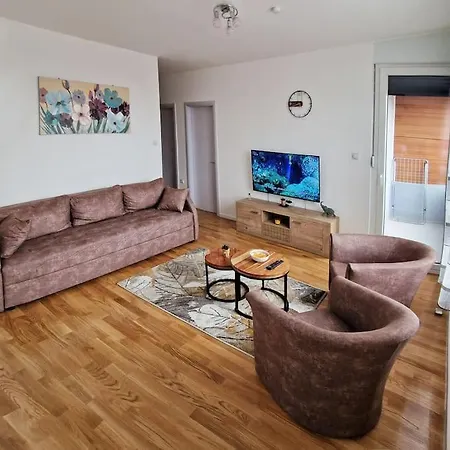 Sunflower Apartment Nis Exterior photo
